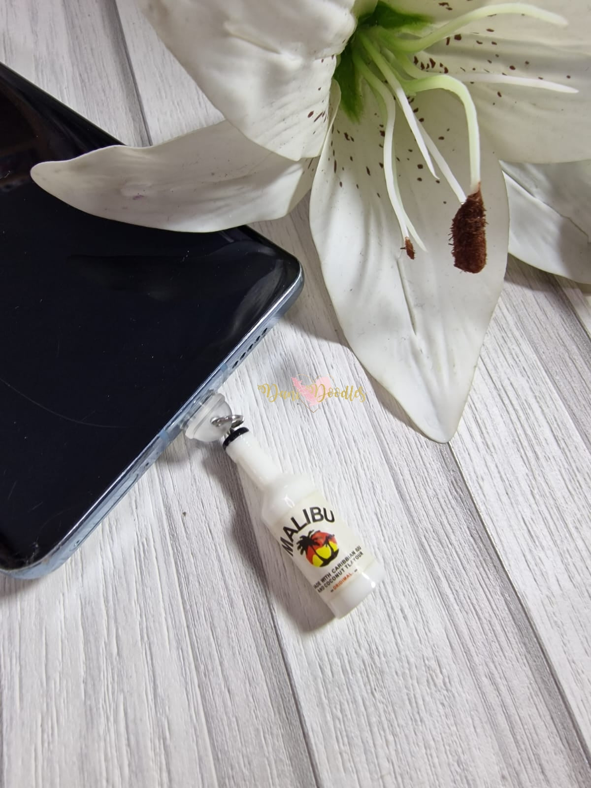 Mobile Phone Dust Plug Alcoholic Drink