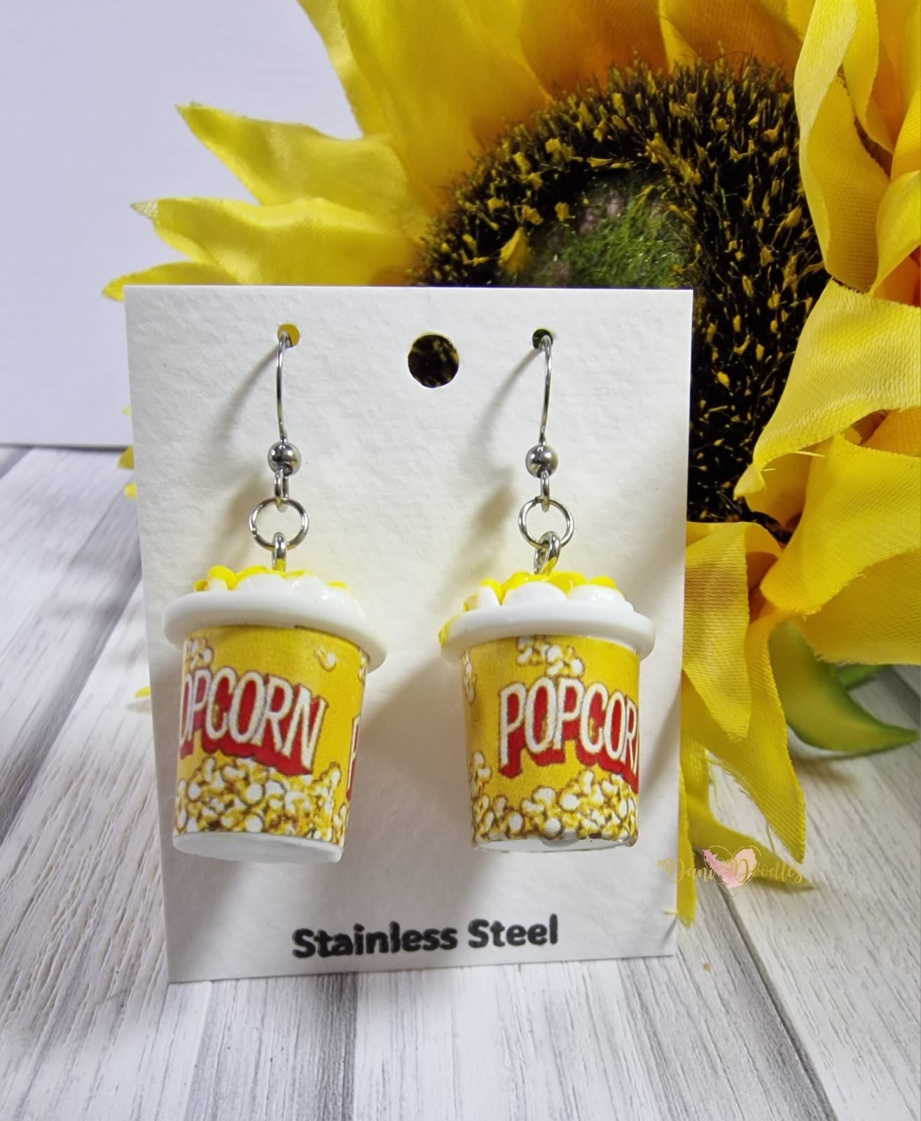 Popcorn Bucket Earring Pair